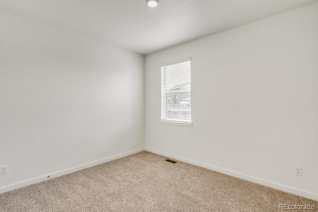 27521 Cedar Avenue, Aurora, CO 80018, 5 Bedrooms Bedrooms, ,3 BathroomsBathrooms,Residential,For Sale,Cedar,REC2475492