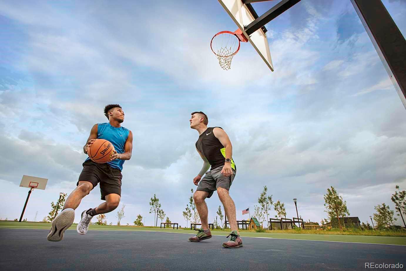 27521 Cedar Avenue, Aurora, CO 80018, 5 Bedrooms Bedrooms, ,3 BathroomsBathrooms,Residential,For Sale,Cedar,REC2475492