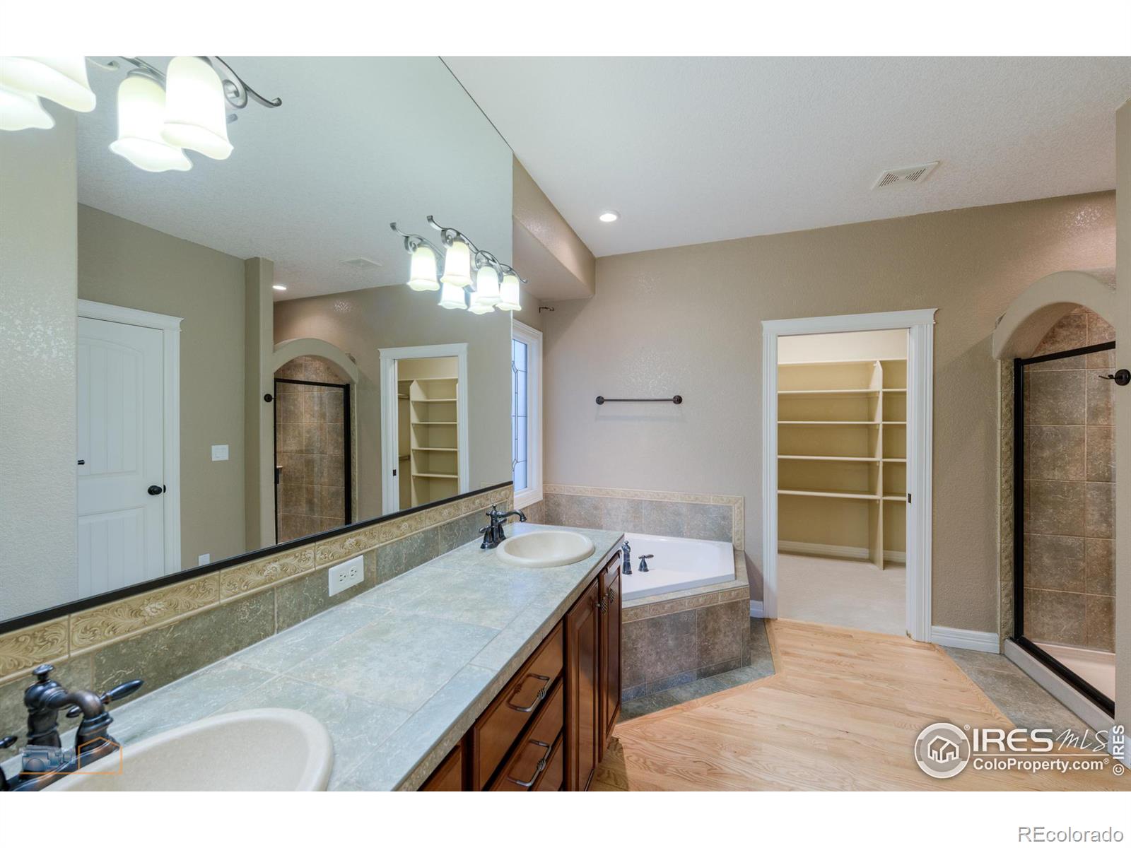 420 Peregrine Point, Eaton, CO 80615, 3 Bedrooms Bedrooms, ,3 BathroomsBathrooms,Residential,For Sale,Peregrine,RECIR1021748