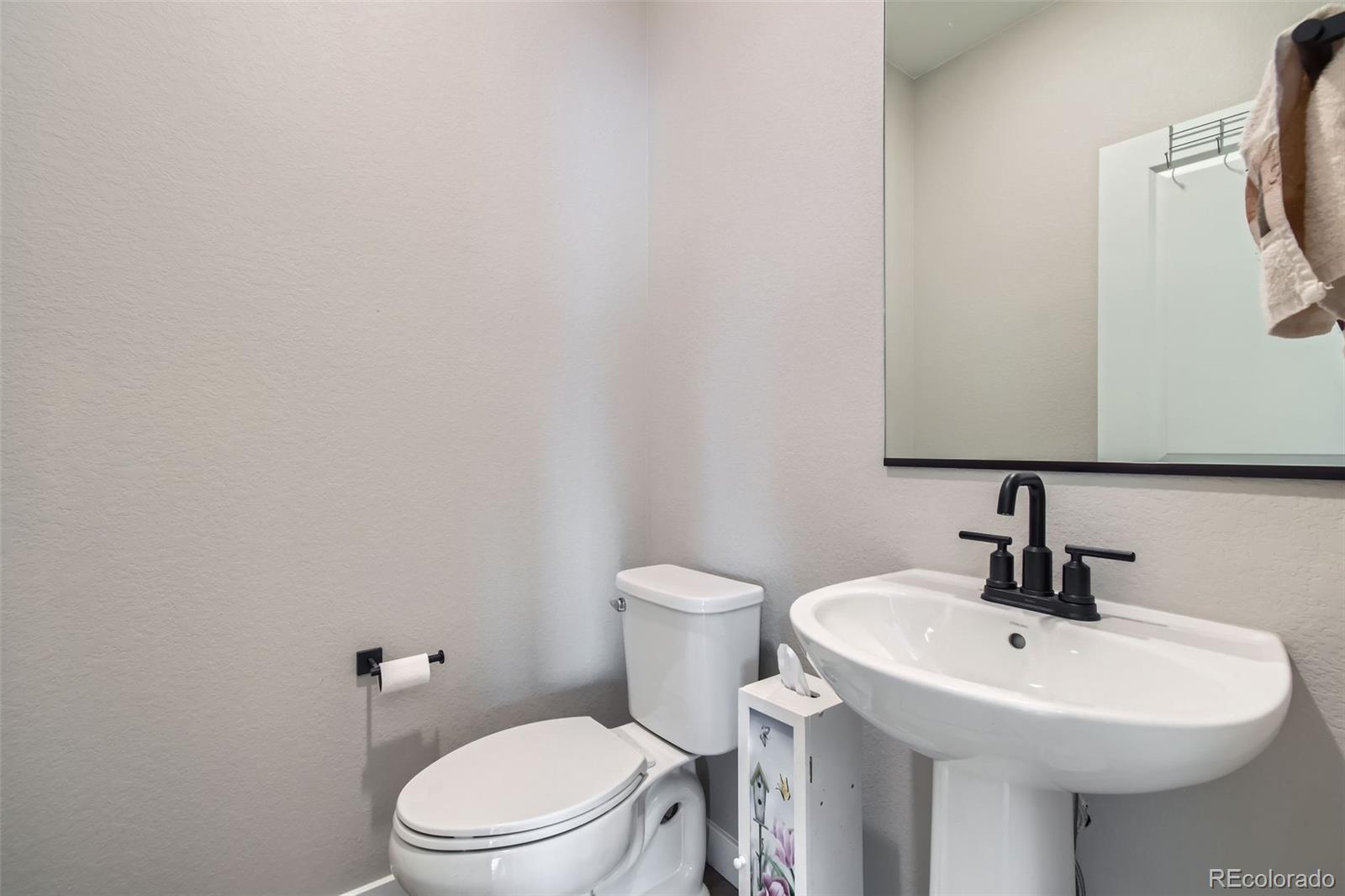 17847 E 95th Avenue, Commerce City, CO 80022, 3 Bedrooms Bedrooms, ,3 BathroomsBathrooms,Residential,For Sale,95th,REC6457883