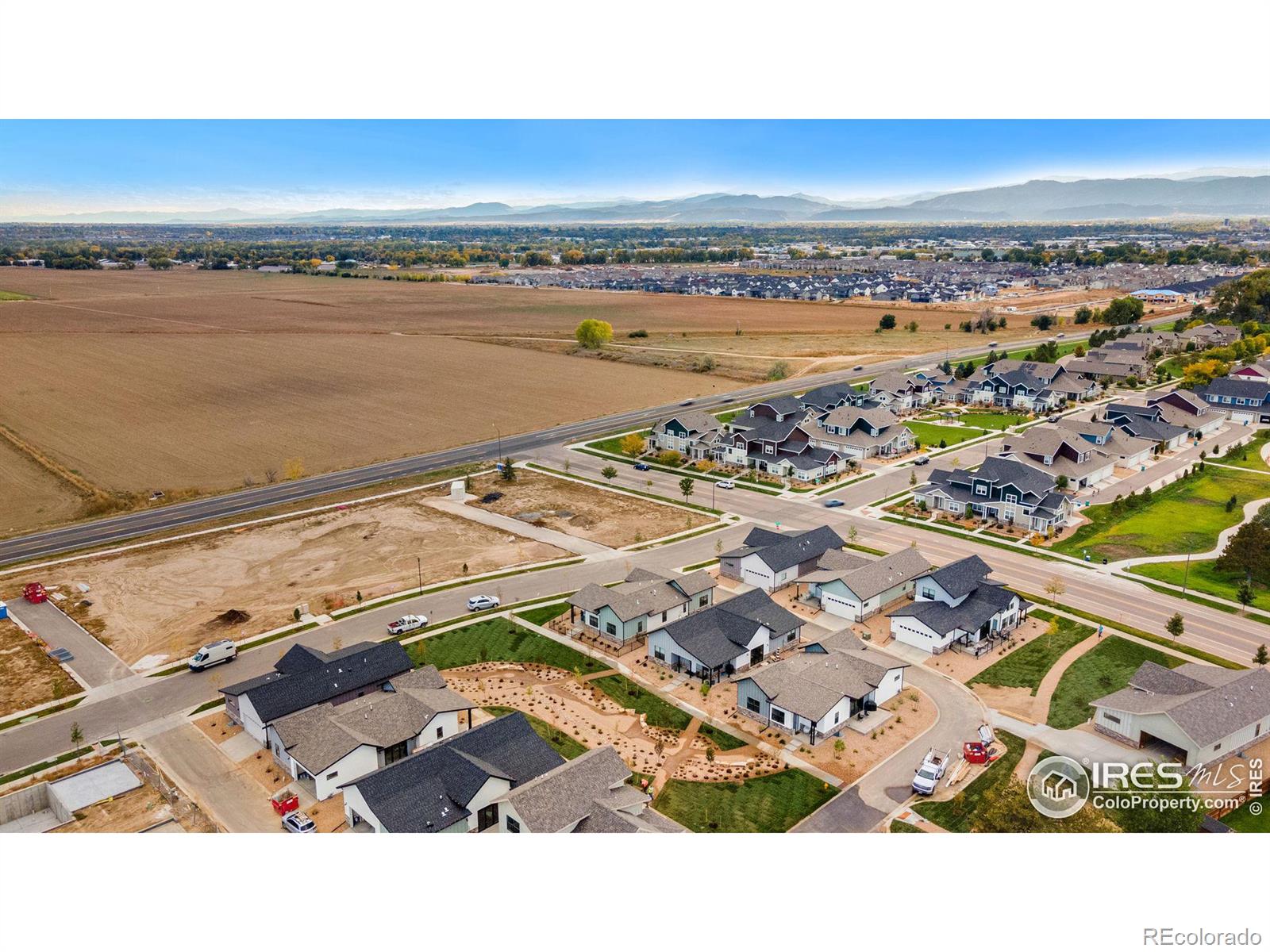 751 Campfire Drive, Fort Collins, CO 80524, 4 Bedrooms Bedrooms, ,3 BathroomsBathrooms,Residential,For Sale,Campfire,RECIR1021956