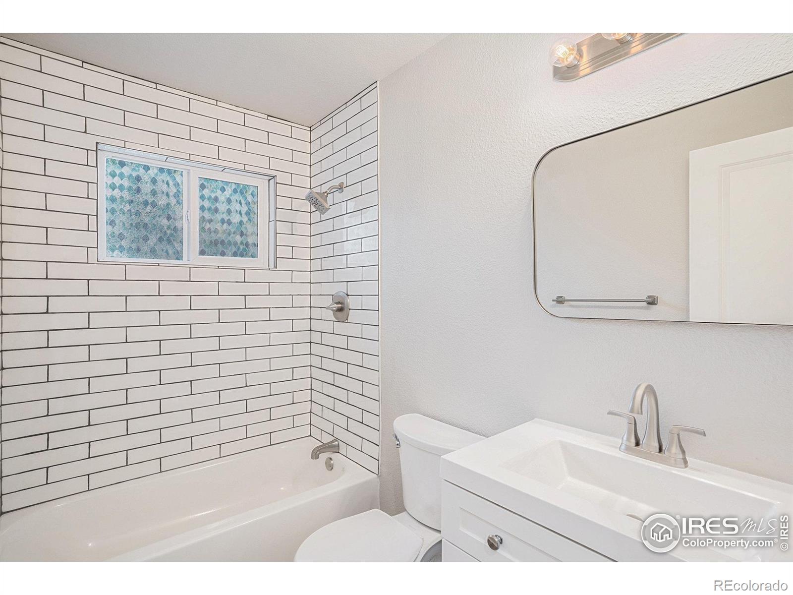 1606 Centennial Drive, Longmont, CO 80501, 3 Bedrooms Bedrooms, ,1 BathroomBathrooms,Residential,For Sale,Centennial,RECIR1021842