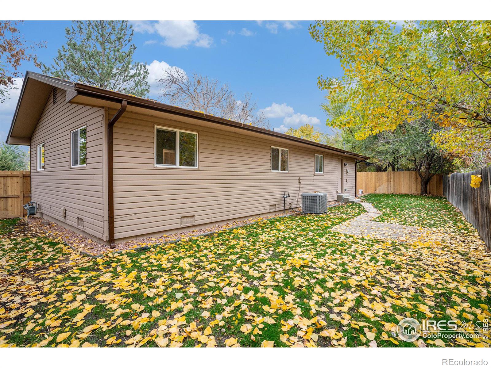 1606 Centennial Drive, Longmont, CO 80501, 3 Bedrooms Bedrooms, ,1 BathroomBathrooms,Residential,For Sale,Centennial,RECIR1021842