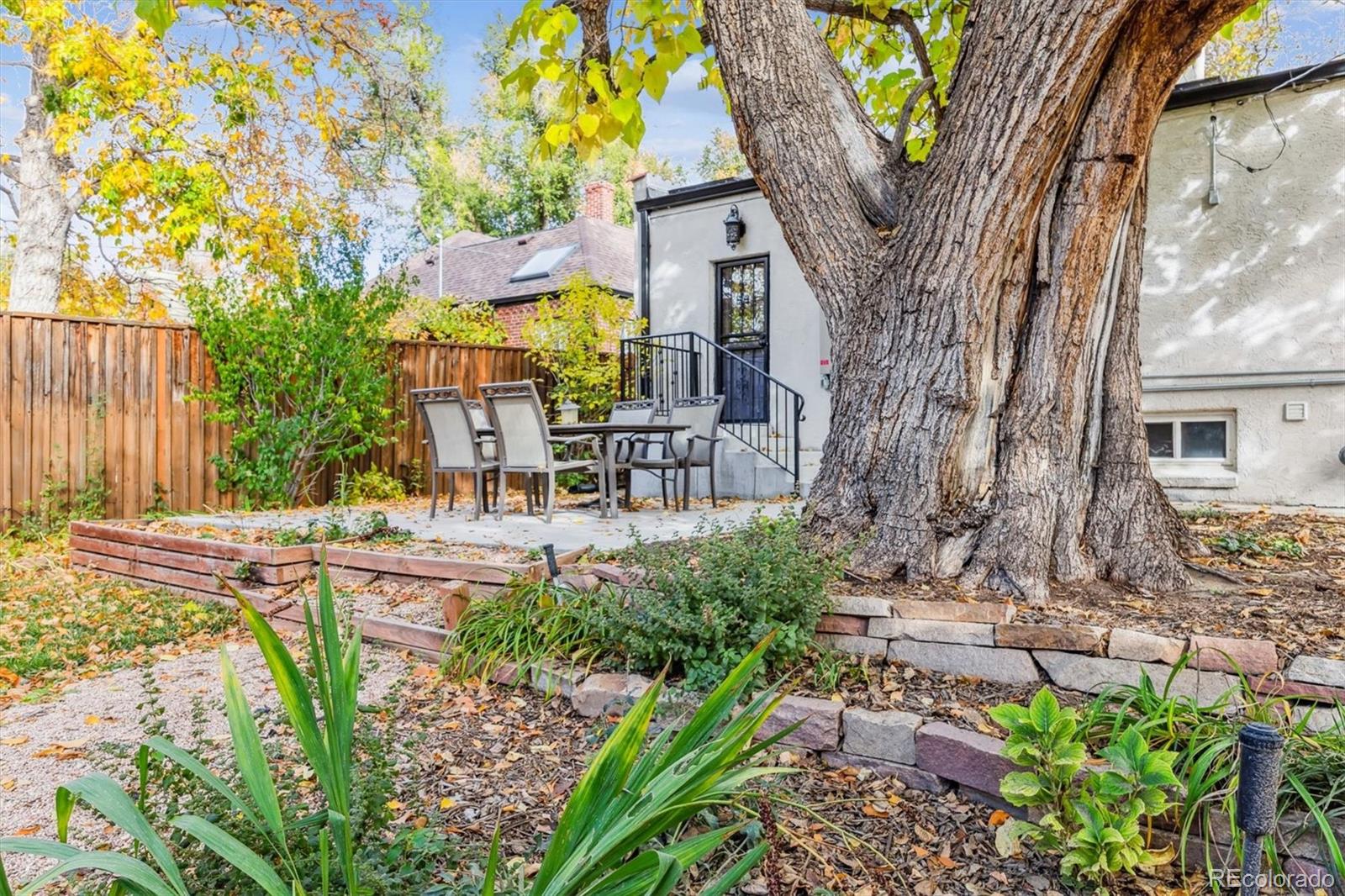 1565 Hudson Street, Denver, CO 80220, 5 Bedrooms Bedrooms, ,4 BathroomsBathrooms,Residential,For Sale,Hudson,REC9355241