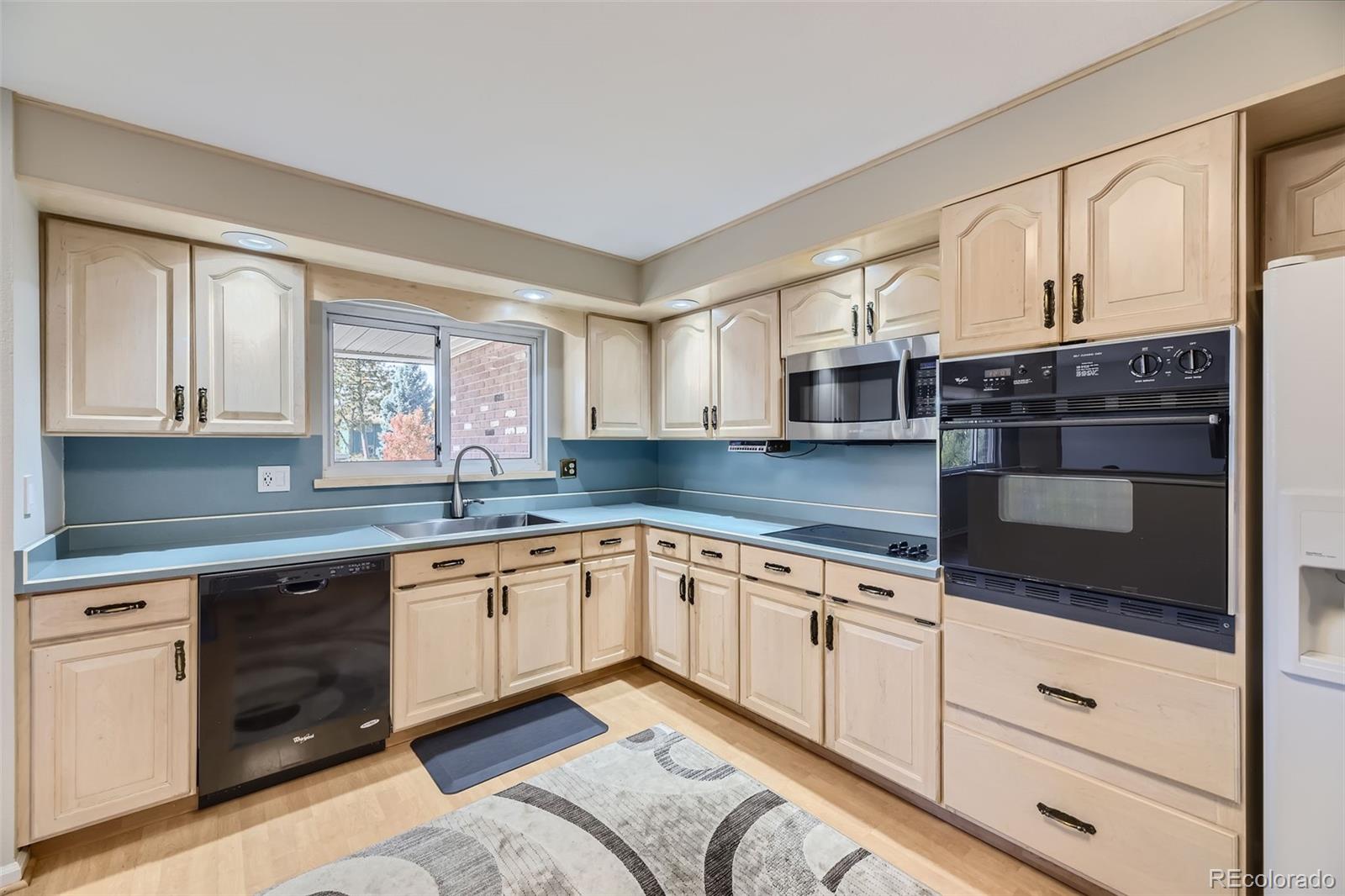 2420 Garland Court, Lakewood, CO 80227, 5 Bedrooms Bedrooms, ,4 BathroomsBathrooms,Residential,For Sale,Garland,REC3765206