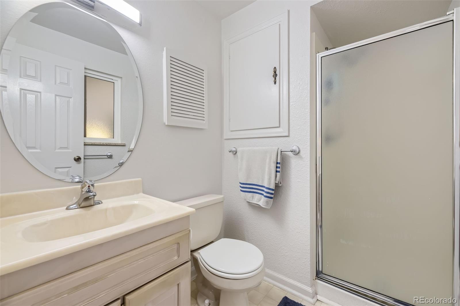 2420 Garland Court, Lakewood, CO 80227, 5 Bedrooms Bedrooms, ,4 BathroomsBathrooms,Residential,For Sale,Garland,REC3765206