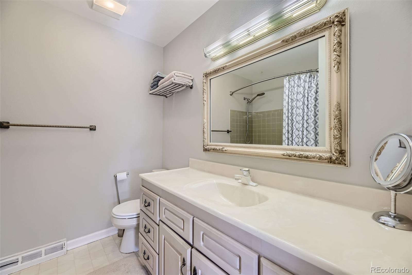 2420 Garland Court, Lakewood, CO 80227, 5 Bedrooms Bedrooms, ,4 BathroomsBathrooms,Residential,For Sale,Garland,REC3765206