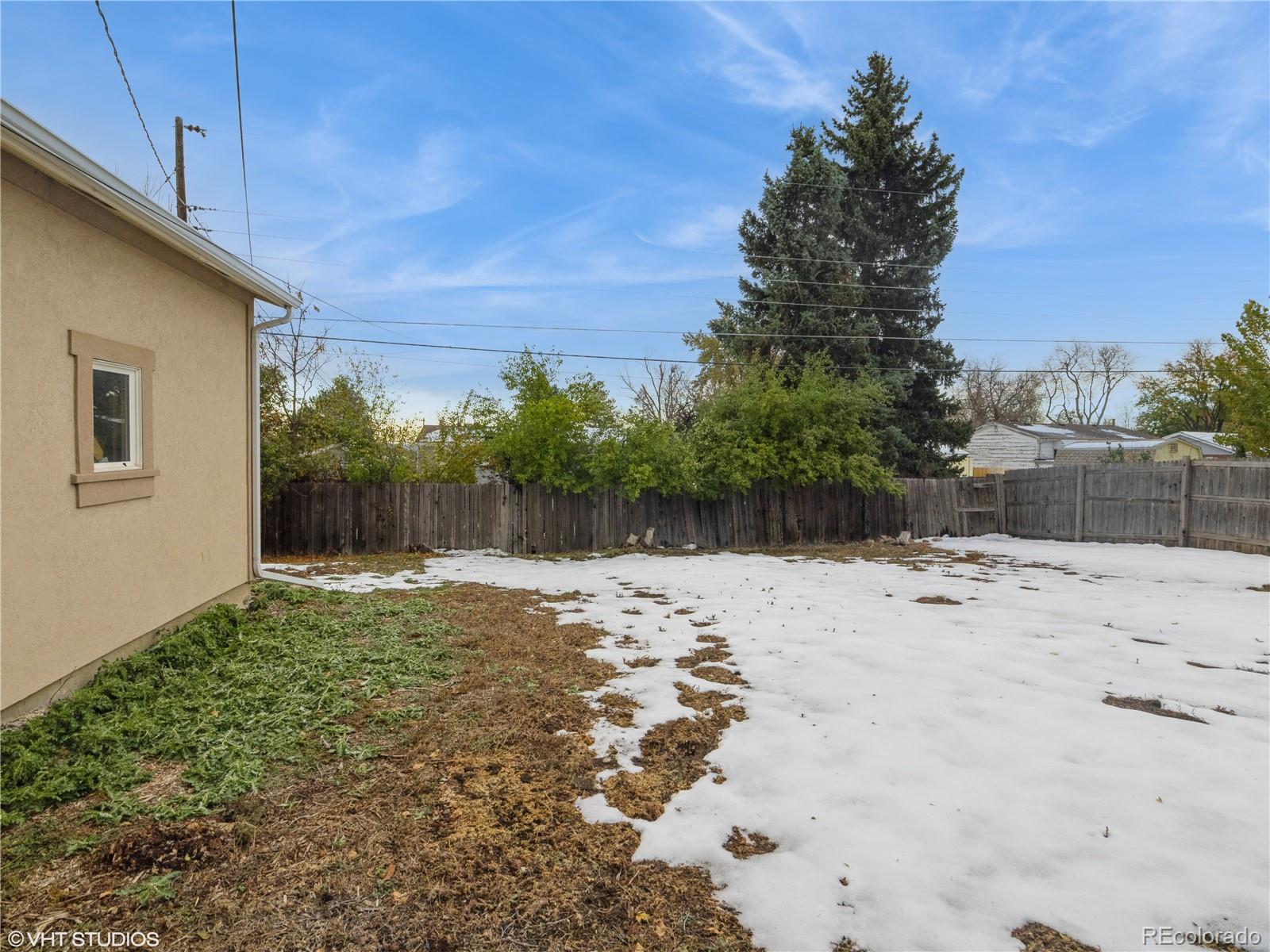 300 Simms Street, Lakewood, CO 80228, 4 Bedrooms Bedrooms, ,2 BathroomsBathrooms,Residential,For Sale,Simms,REC3463248