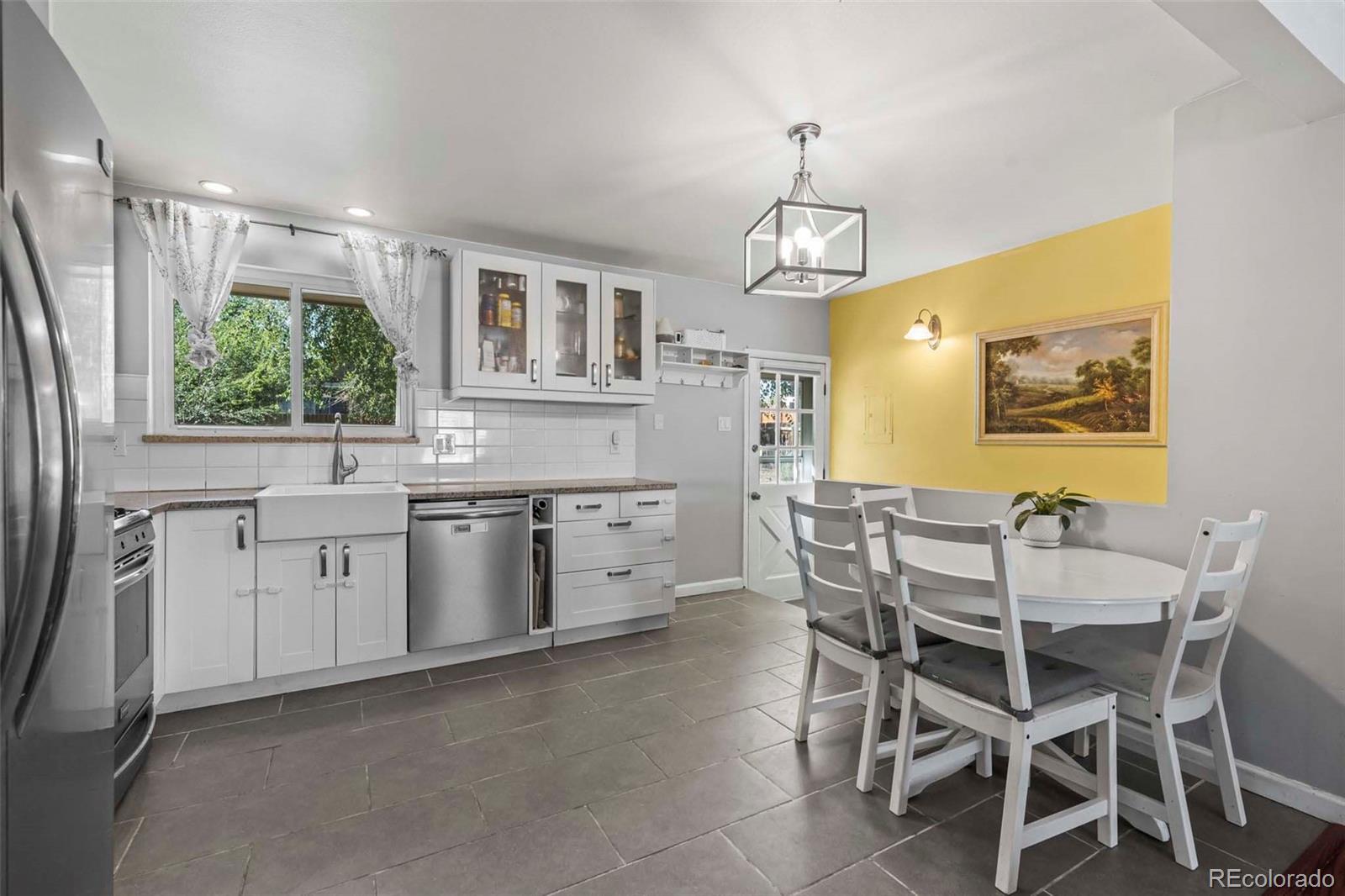 1080 103rd Avenue, Northglenn, CO 80260, 5 Bedrooms Bedrooms, ,3 BathroomsBathrooms,Residential,For Sale,103rd,REC1635485