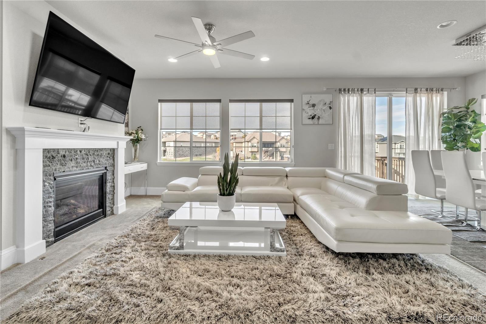 7215 Robertsdale Way, Aurora, CO 80016, 5 Bedrooms Bedrooms, ,5 BathroomsBathrooms,Residential,For Sale,Robertsdale,REC7294119