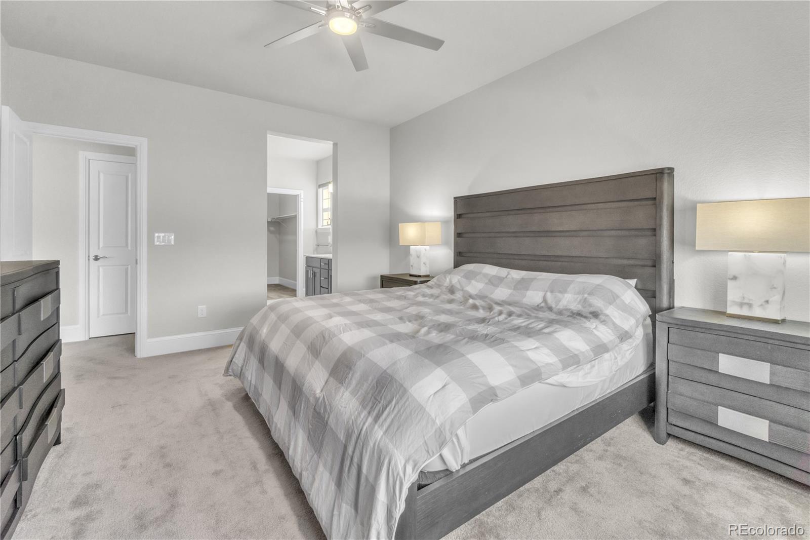 7215 Robertsdale Way, Aurora, CO 80016, 5 Bedrooms Bedrooms, ,5 BathroomsBathrooms,Residential,For Sale,Robertsdale,REC7294119