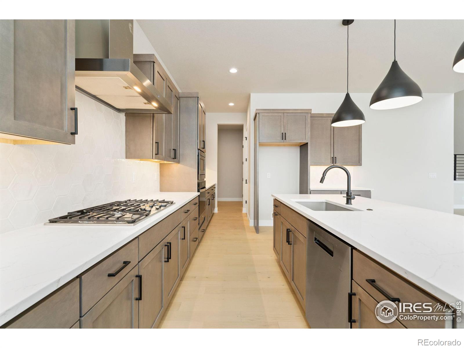 1725 Lucent Court, Windsor, CO 80550, 5 Bedrooms Bedrooms, ,4 BathroomsBathrooms,Residential,For Sale,Lucent,RECIR1022090