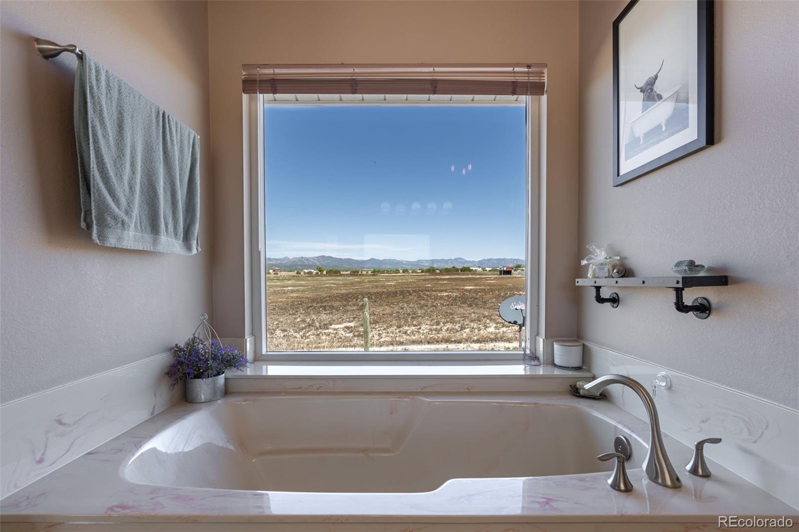 39 5th Street, Penrose, CO 81240, 4 Bedrooms Bedrooms, ,2 BathroomsBathrooms,Residential,For Sale,5th,REC7968172