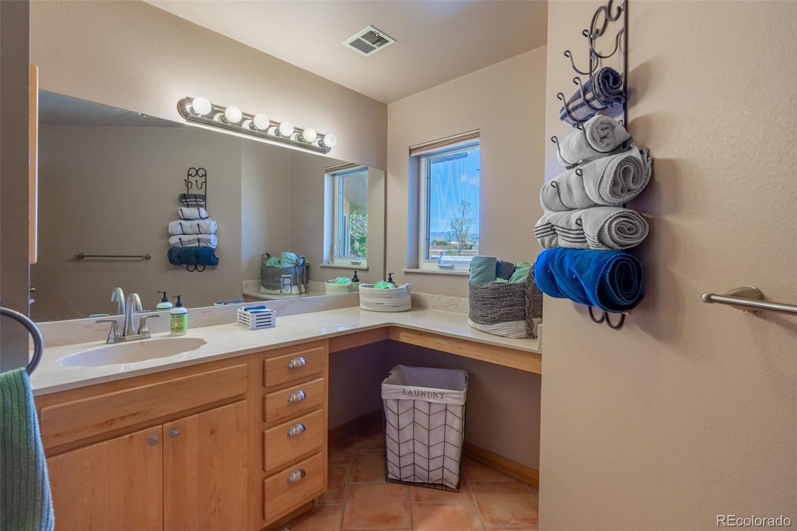 39 5th Street, Penrose, CO 81240, 4 Bedrooms Bedrooms, ,2 BathroomsBathrooms,Residential,For Sale,5th,REC7968172