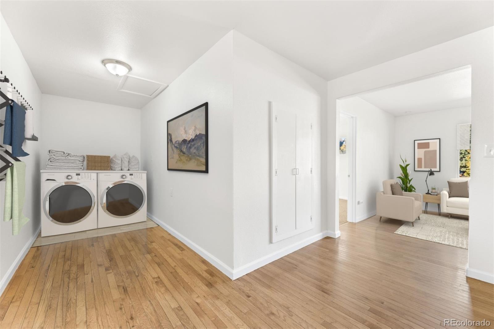 724 Victor Street, Aurora, CO 80011, 3 Bedrooms Bedrooms, ,2 BathroomsBathrooms,Residential,For Sale,Victor,REC4517000