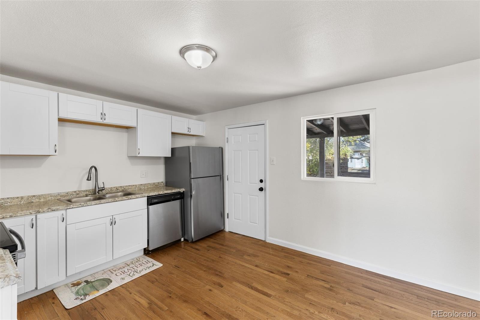 724 Victor Street, Aurora, CO 80011, 3 Bedrooms Bedrooms, ,2 BathroomsBathrooms,Residential,For Sale,Victor,REC4517000