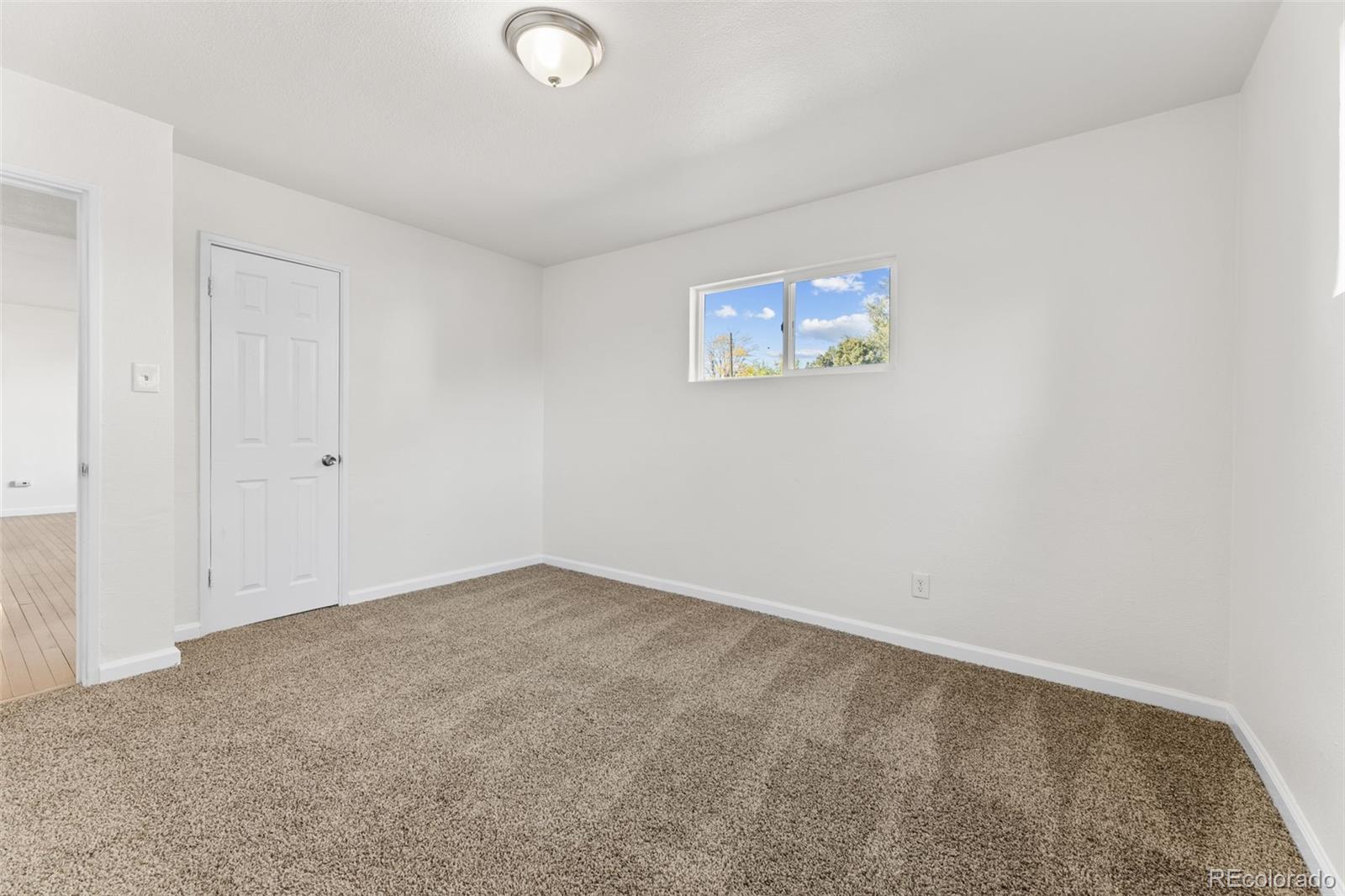724 Victor Street, Aurora, CO 80011, 3 Bedrooms Bedrooms, ,2 BathroomsBathrooms,Residential,For Sale,Victor,REC4517000