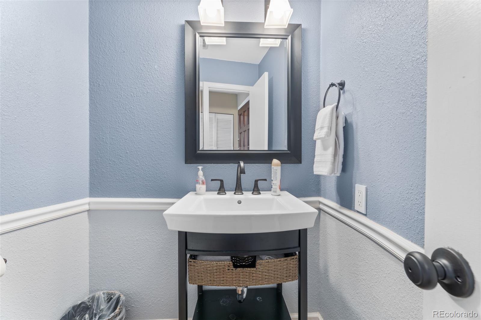 142 Eagle Drive #A3, Avon, CO 81620, 2 Bedrooms Bedrooms, ,3 BathroomsBathrooms,Residential,For Sale,Eagle,REC2236660