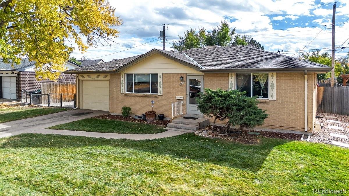 7366 Maryland Avenue, Lakewood, CO 80232, 3 Bedrooms Bedrooms, ,2 BathroomsBathrooms,Residential,For Sale,Maryland,REC9027838