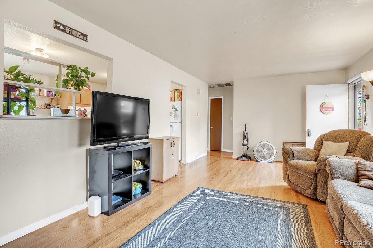 7366 Maryland Avenue, Lakewood, CO 80232, 3 Bedrooms Bedrooms, ,2 BathroomsBathrooms,Residential,For Sale,Maryland,REC9027838