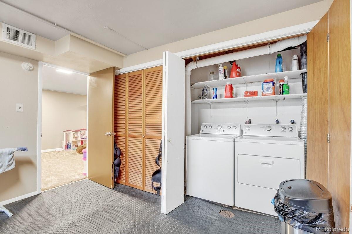 7366 Maryland Avenue, Lakewood, CO 80232, 3 Bedrooms Bedrooms, ,2 BathroomsBathrooms,Residential,For Sale,Maryland,REC9027838