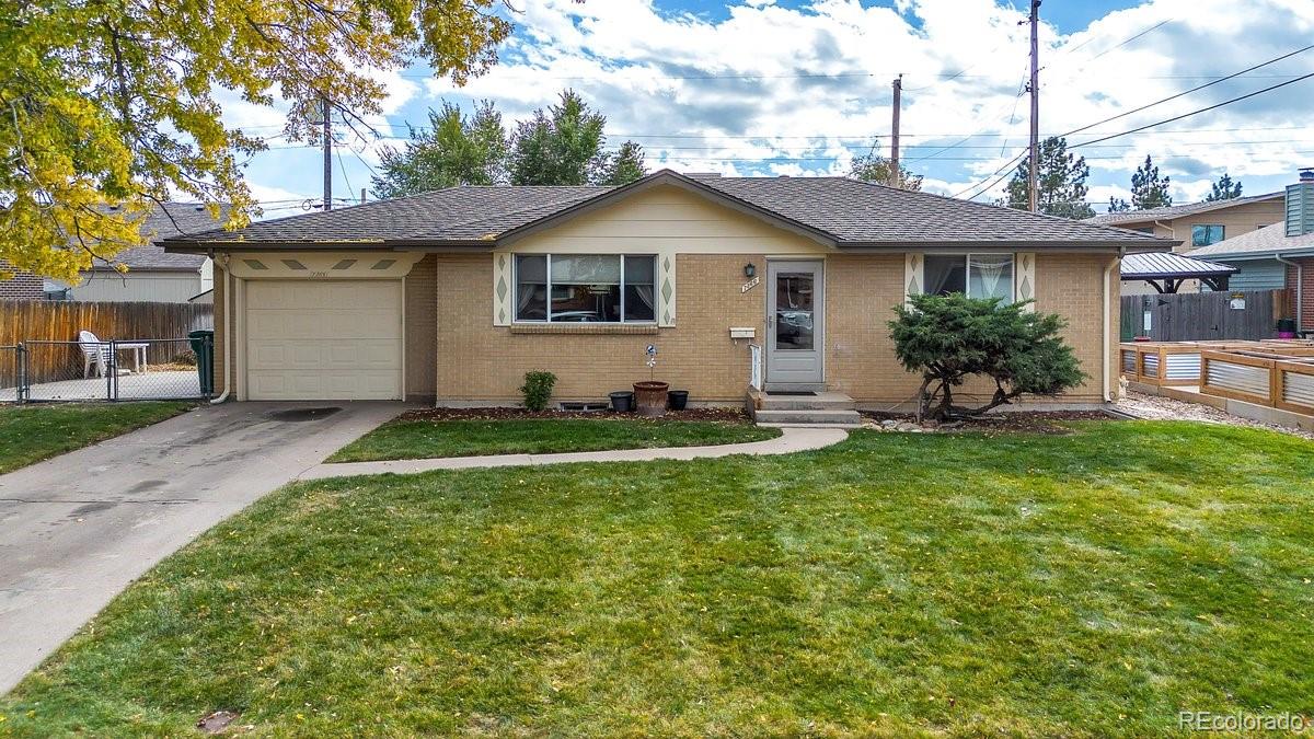 7366 Maryland Avenue, Lakewood, CO 80232, 3 Bedrooms Bedrooms, ,2 BathroomsBathrooms,Residential,For Sale,Maryland,REC9027838