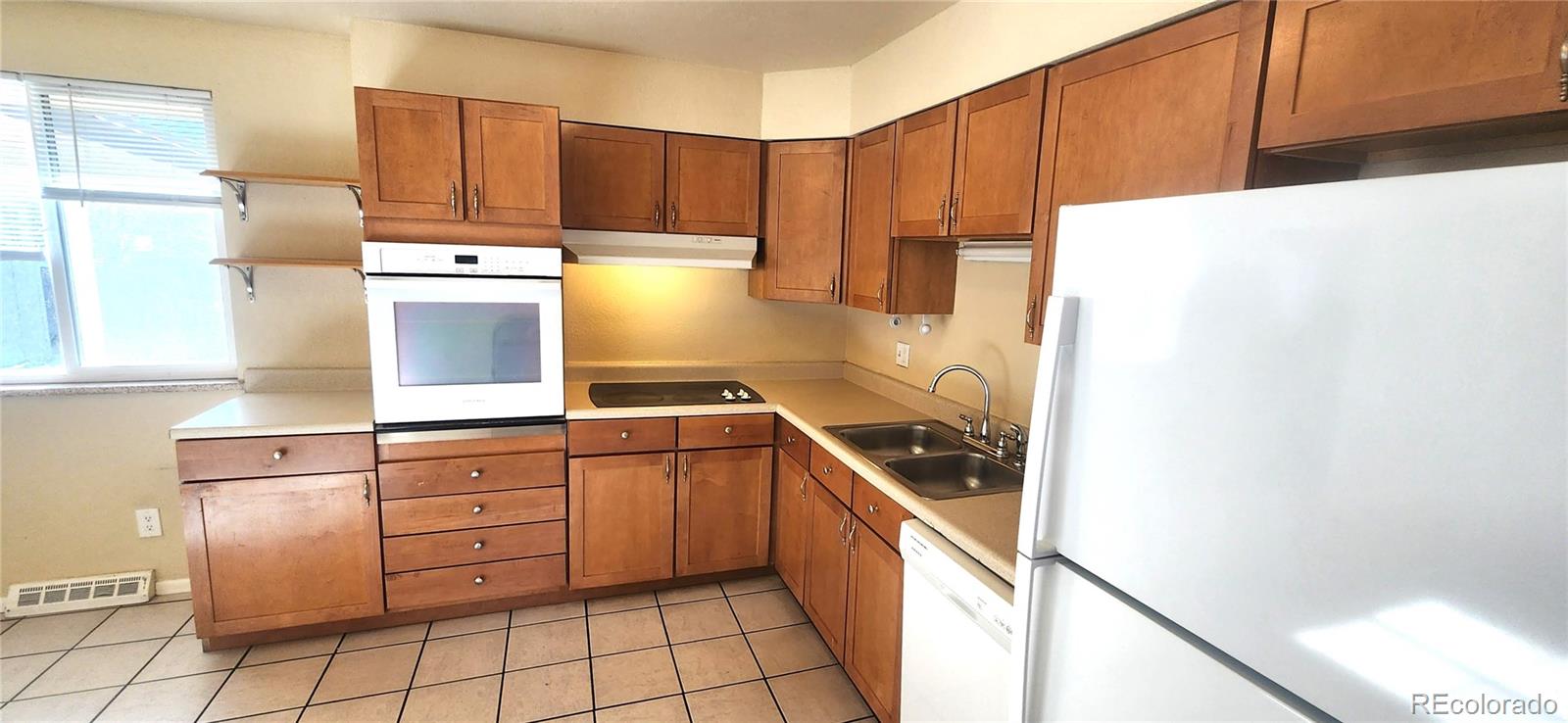 7366 Maryland Avenue, Lakewood, CO 80232, 3 Bedrooms Bedrooms, ,2 BathroomsBathrooms,Residential,For Sale,Maryland,REC9027838