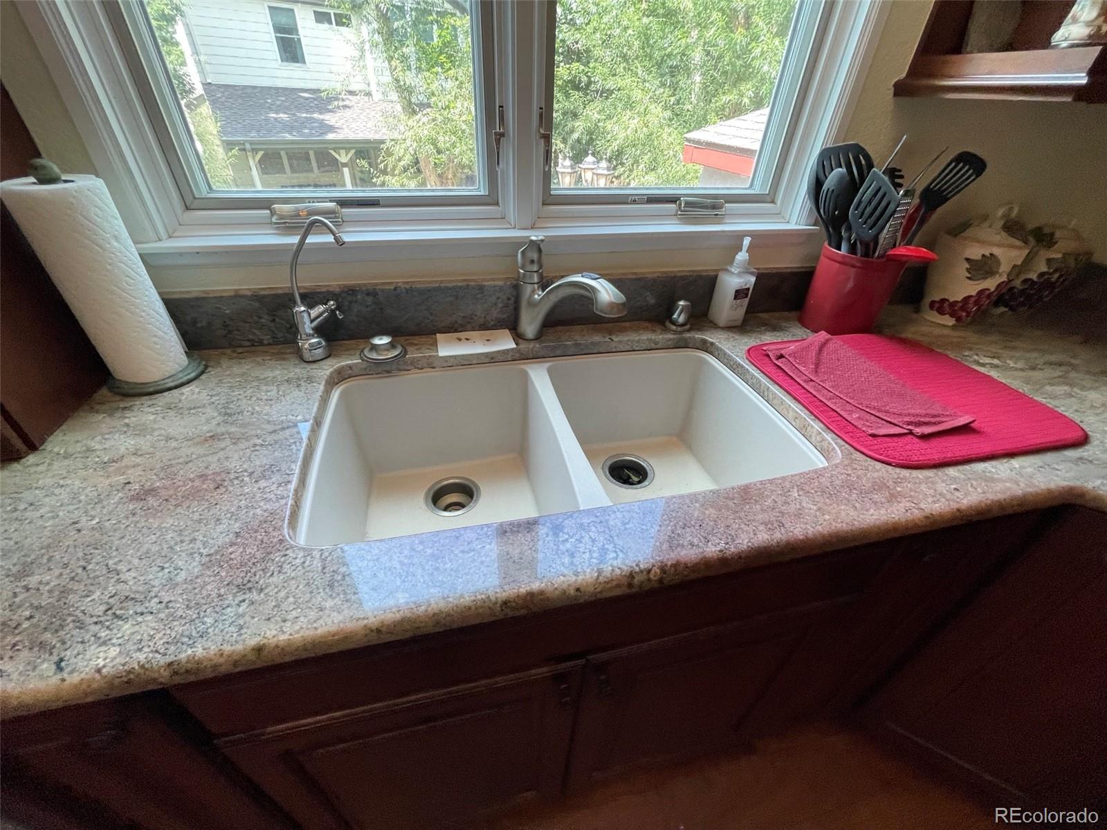 4715 Cathay Court, Aurora, CO 80015, 4 Bedrooms Bedrooms, ,4 BathroomsBathrooms,Rental,For Rent,Cathay,REC2949971