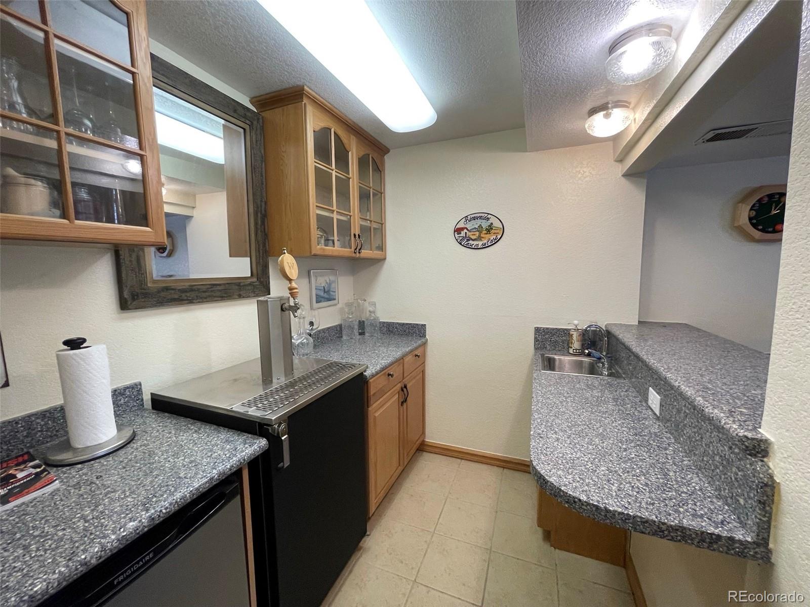 4715 Cathay Court, Aurora, CO 80015, 4 Bedrooms Bedrooms, ,4 BathroomsBathrooms,Rental,For Rent,Cathay,REC2949971