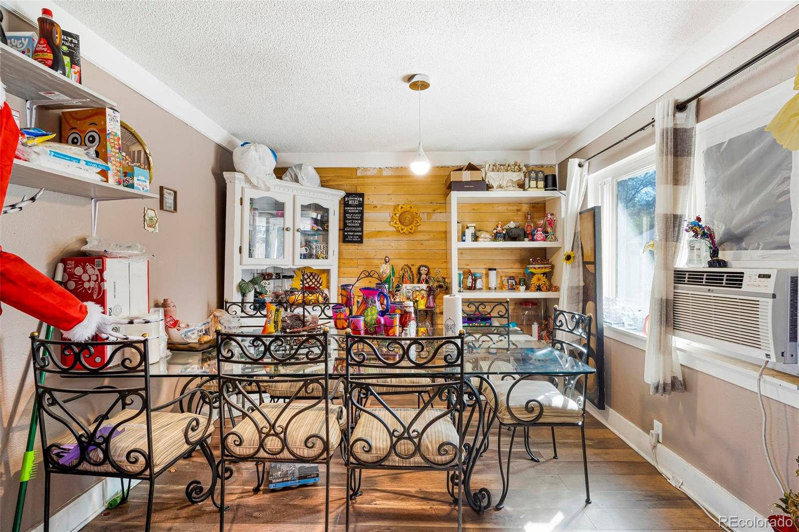 1444 Helena Circle, Aurora, CO 80017, 3 Bedrooms Bedrooms, ,2 BathroomsBathrooms,Residential,For Sale,Helena,REC1864356