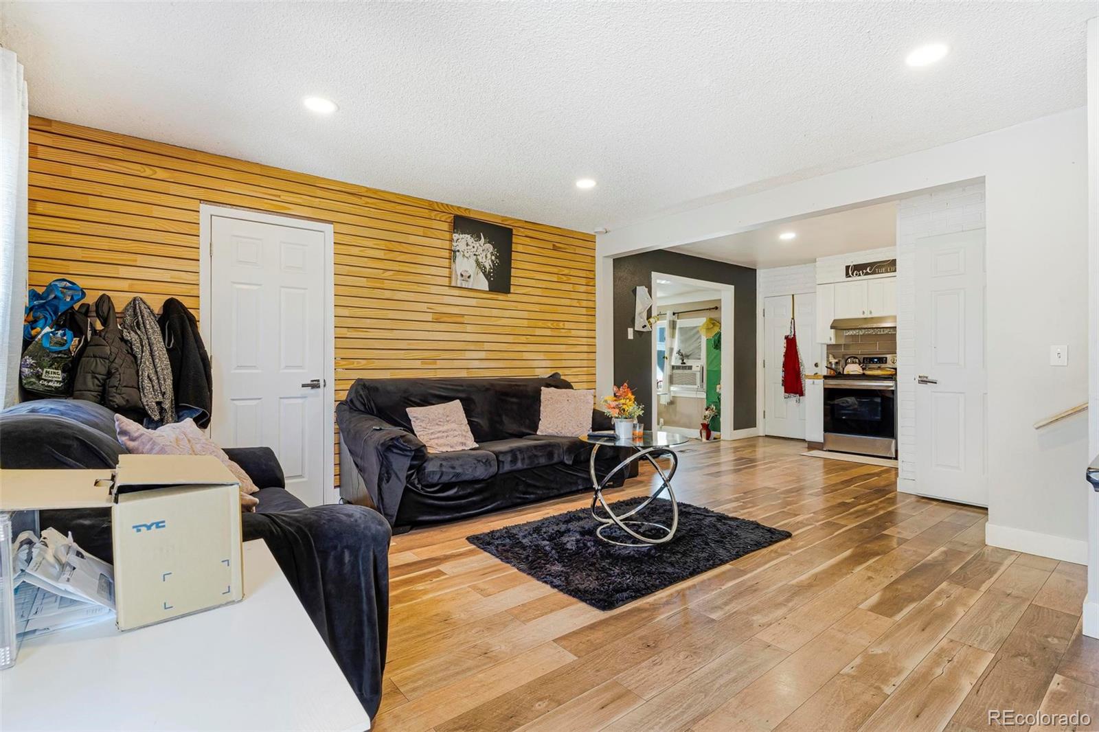 1444 Helena Circle, Aurora, CO 80017, 3 Bedrooms Bedrooms, ,2 BathroomsBathrooms,Residential,For Sale,Helena,REC1864356
