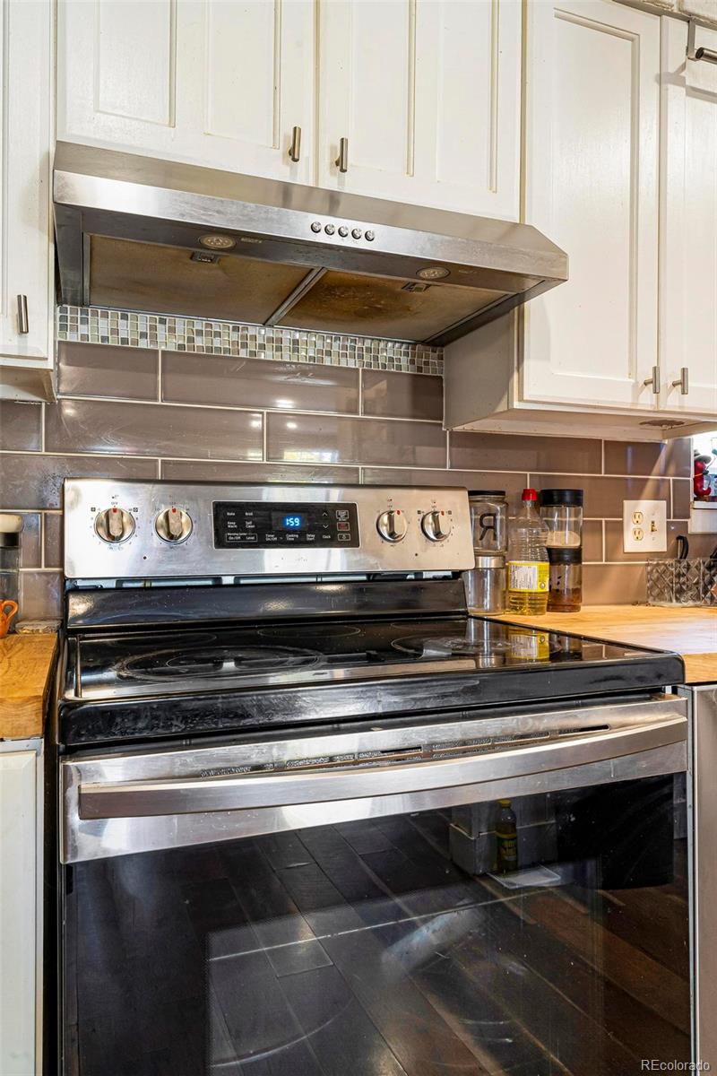 1444 Helena Circle, Aurora, CO 80017, 3 Bedrooms Bedrooms, ,2 BathroomsBathrooms,Residential,For Sale,Helena,REC1864356