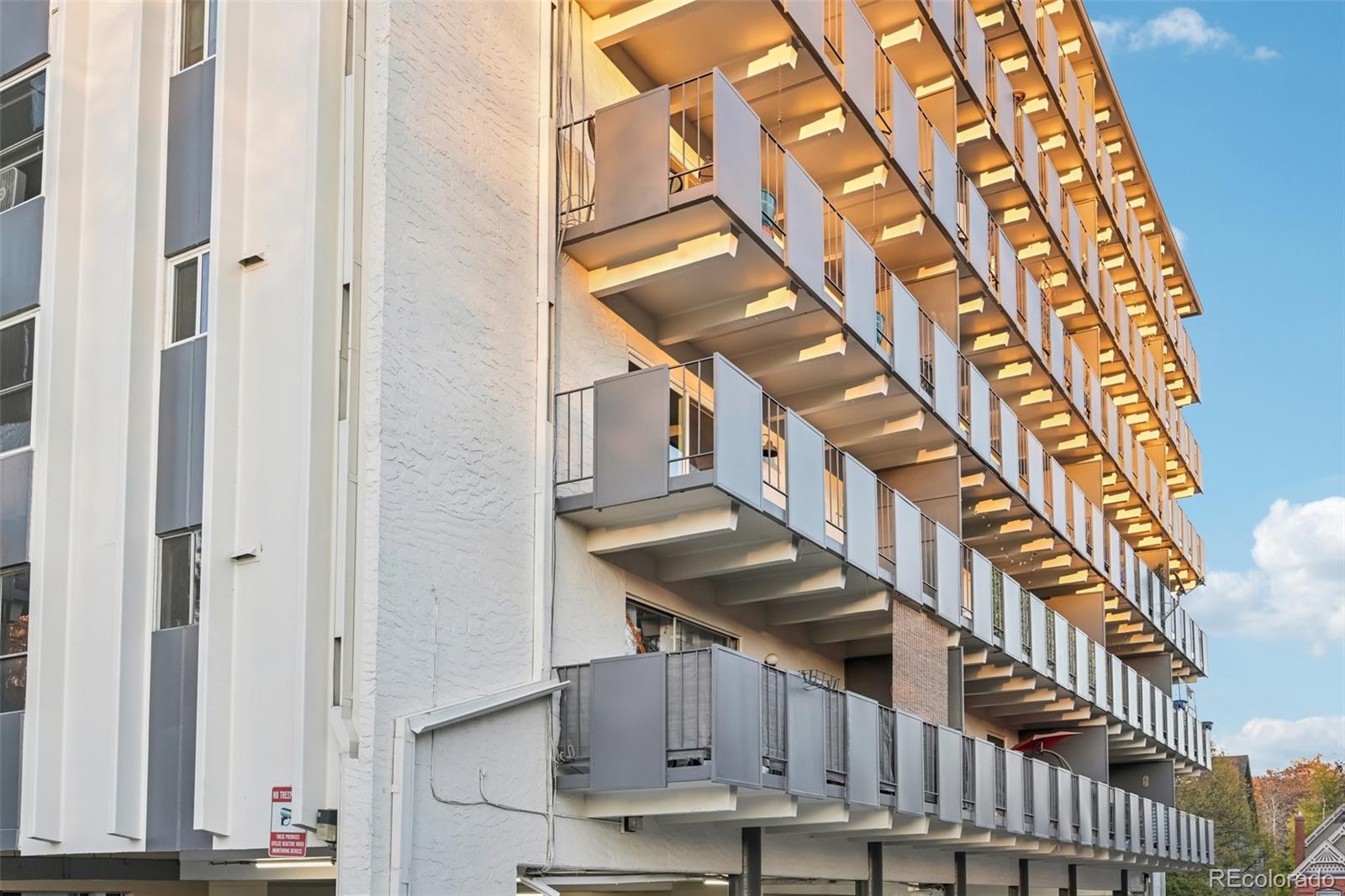 1265 Race Street #304, Denver, CO 80206, 1 Bedroom Bedrooms, ,1 BathroomBathrooms,Residential,For Sale,Race,REC4770227