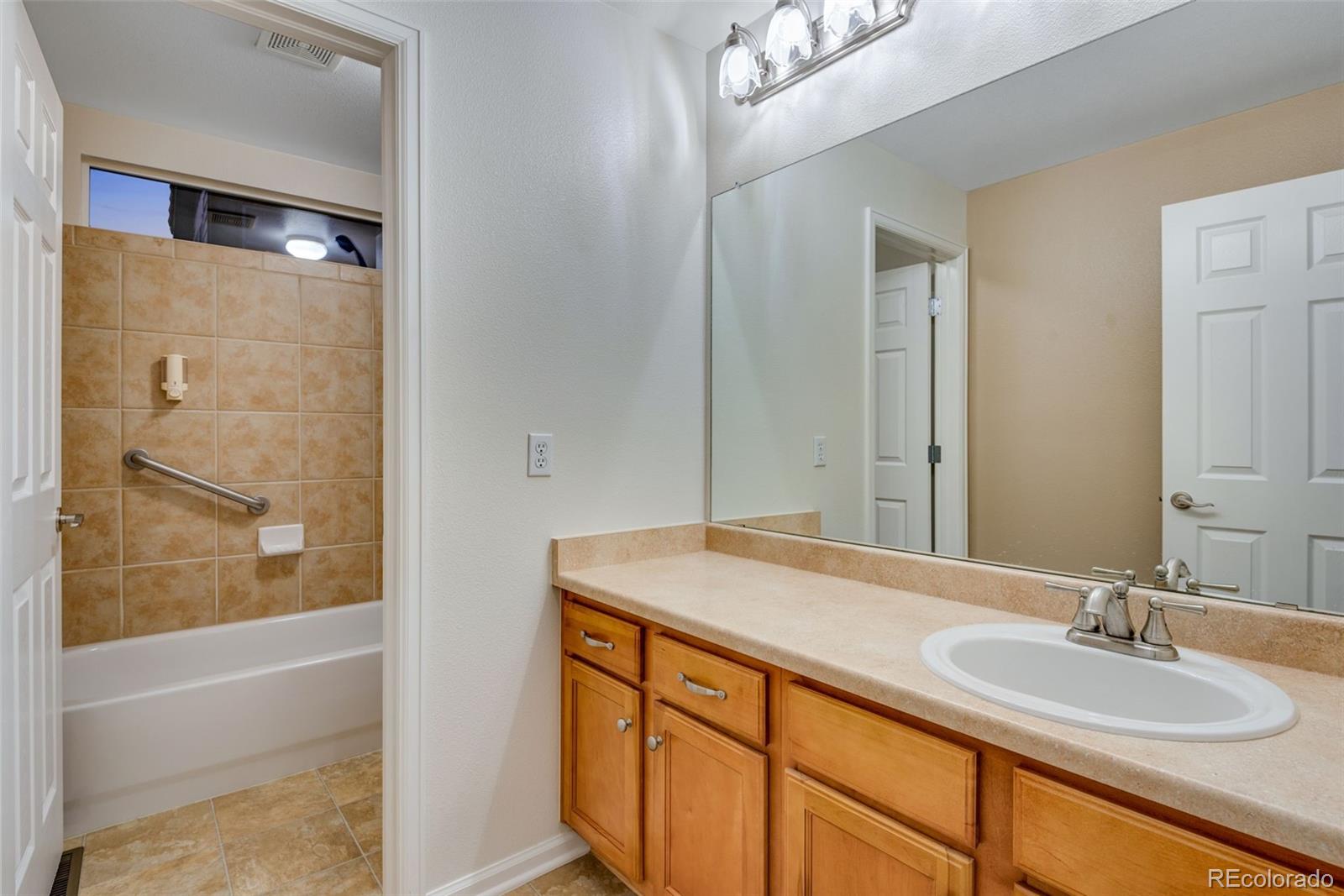 17123 102nd Avenue, Commerce City, CO 80022, 3 Bedrooms Bedrooms, ,2 BathroomsBathrooms,Residential,For Sale,102nd,REC4303660