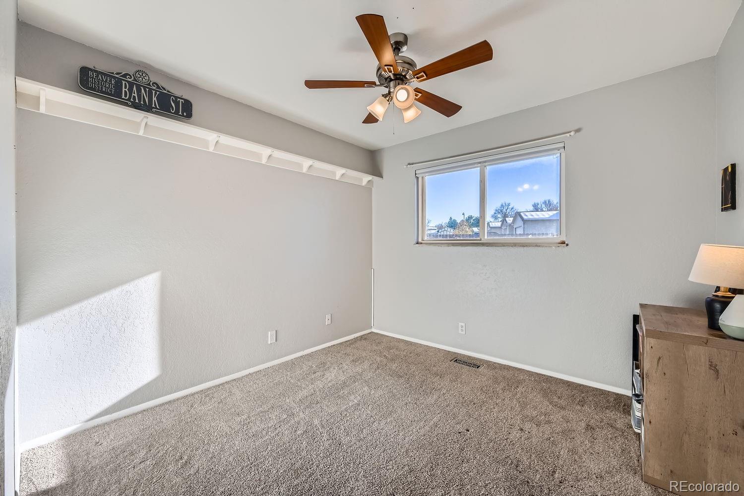 15896 Oxford Avenue, Aurora, CO 80013, 3 Bedrooms Bedrooms, ,2 BathroomsBathrooms,Residential,For Sale,Oxford,REC8697594