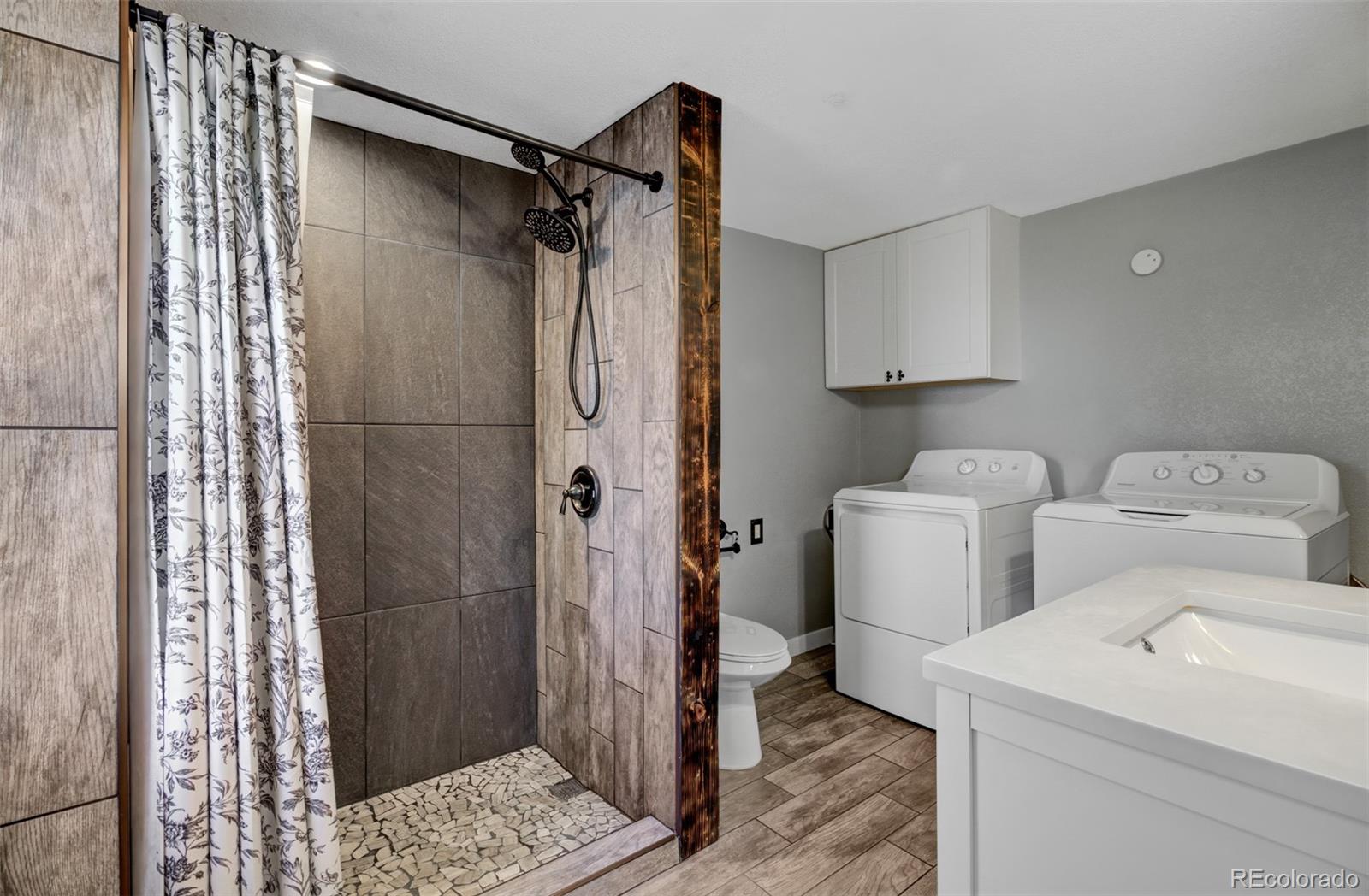 1121 Macon Avenue, Canon City, CO 81212, 4 Bedrooms Bedrooms, ,2 BathroomsBathrooms,Residential,For Sale,Macon,REC7281126