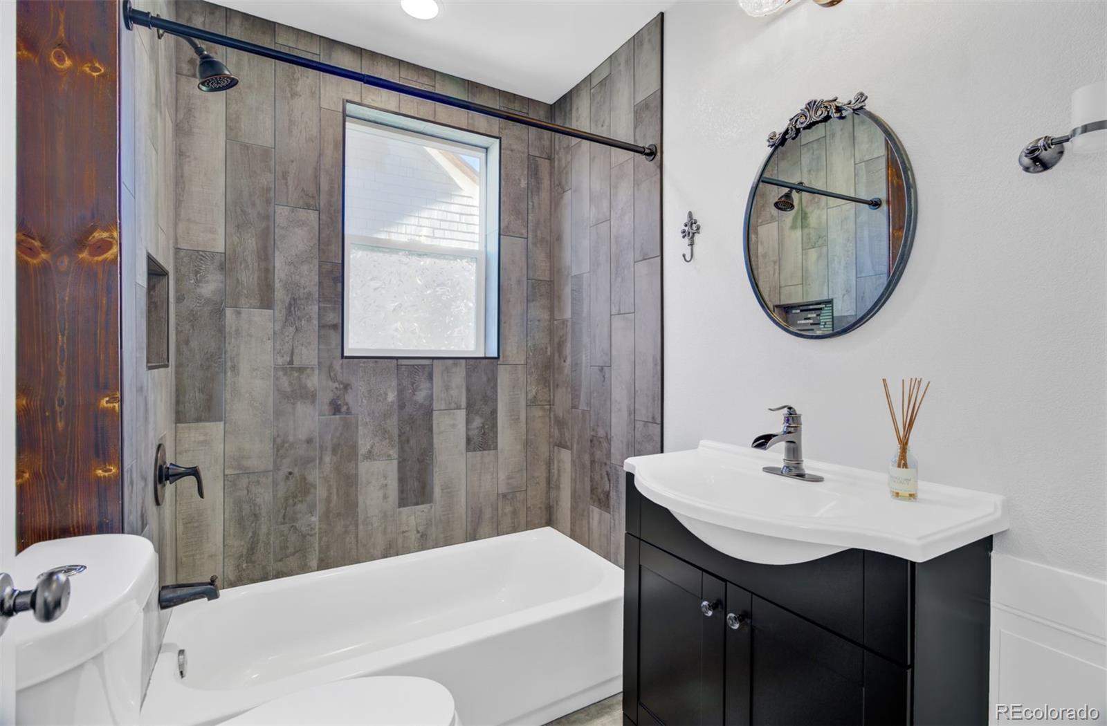 1121 Macon Avenue, Canon City, CO 81212, 4 Bedrooms Bedrooms, ,2 BathroomsBathrooms,Residential,For Sale,Macon,REC7281126