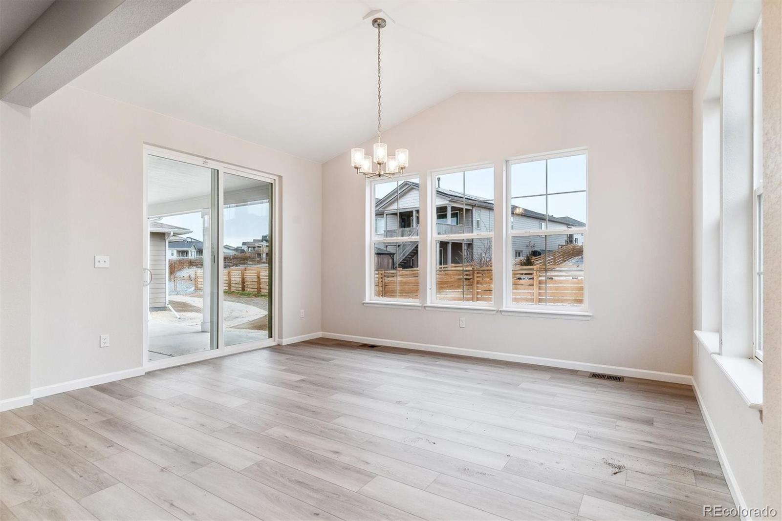 3822 Elk Street, Aurora, CO 80019, 5 Bedrooms Bedrooms, ,4 BathroomsBathrooms,Residential,For Sale,Elk,REC2105066