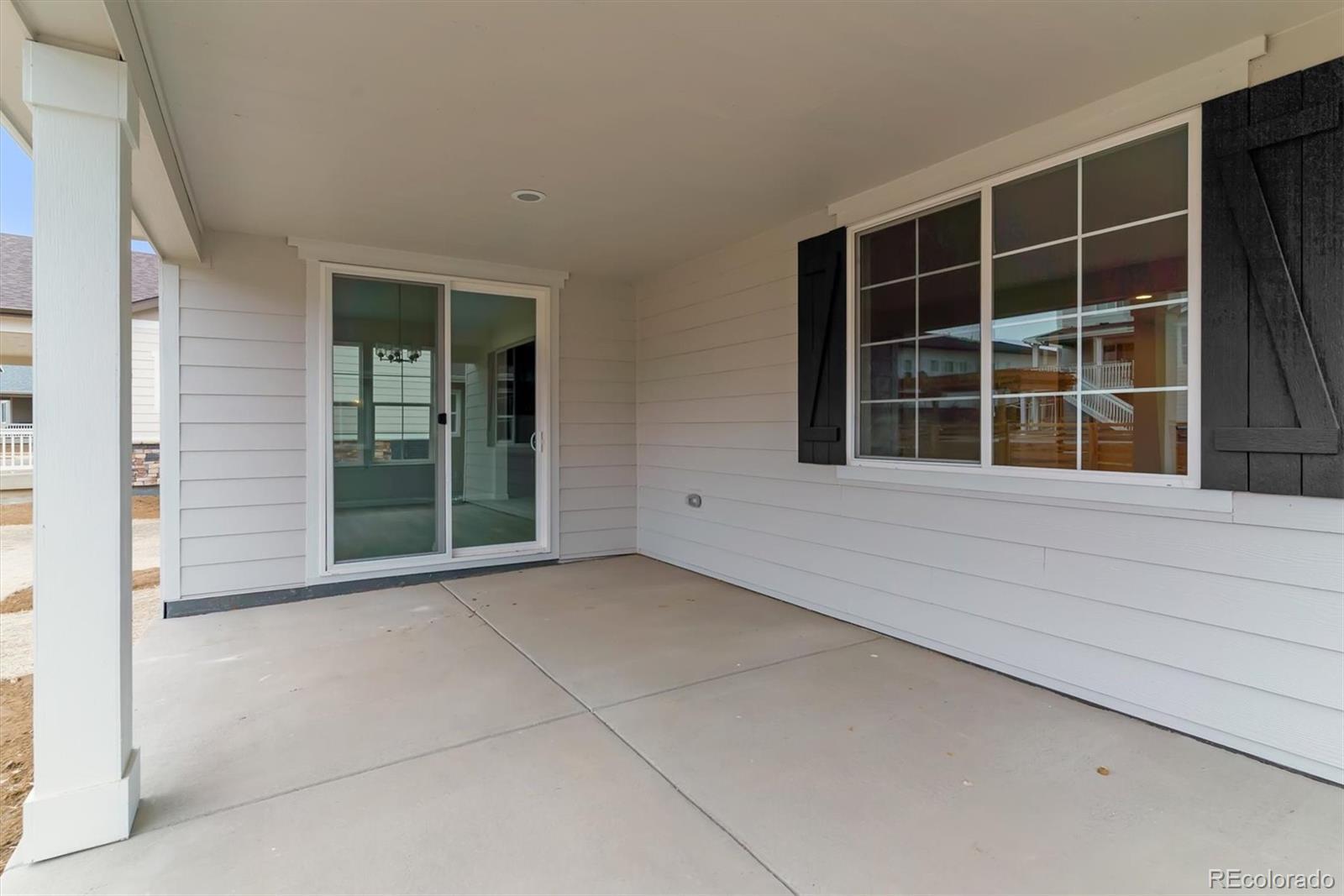 3822 Elk Street, Aurora, CO 80019, 5 Bedrooms Bedrooms, ,4 BathroomsBathrooms,Residential,For Sale,Elk,REC2105066