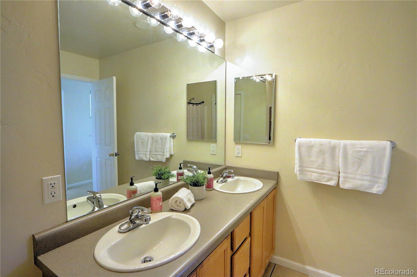 266 Capital Court, New Castle, CO 81647, 3 Bedrooms Bedrooms, ,3 BathroomsBathrooms,Residential,For Sale,Capital,REC5893537