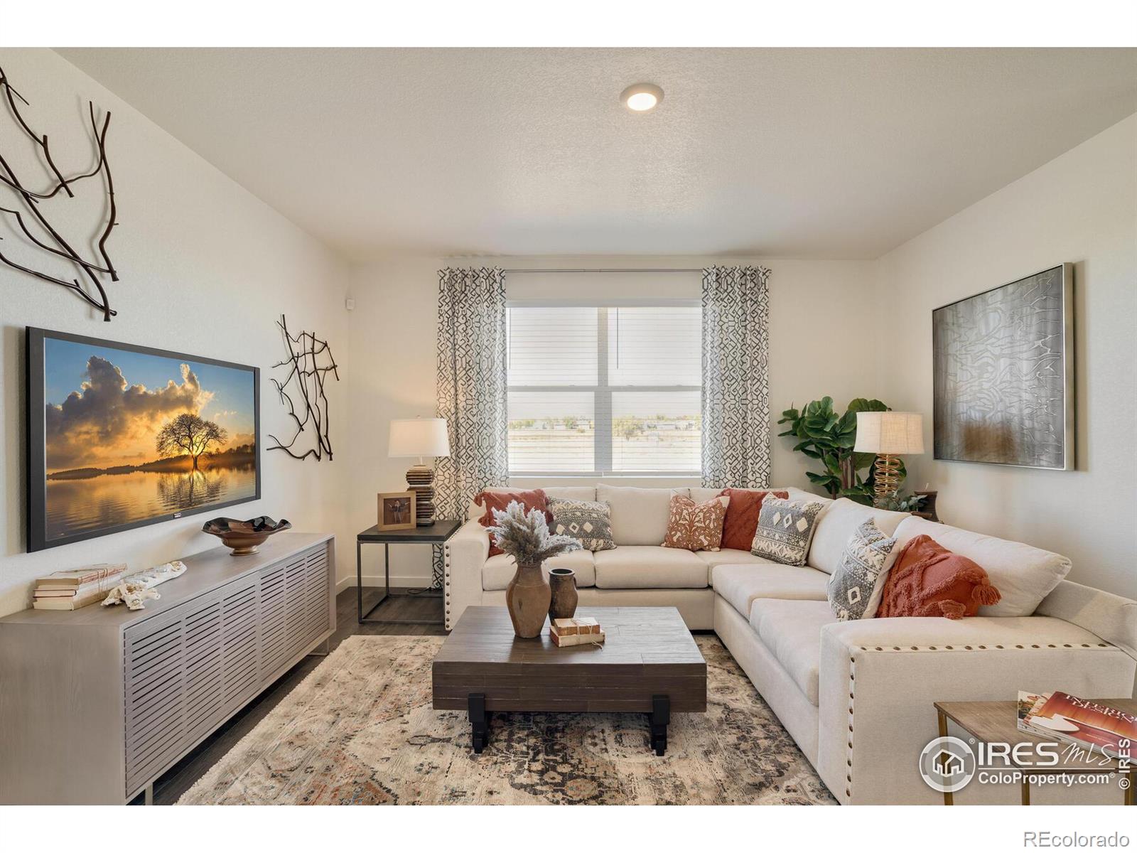 4979 Buelingo Drive, Windsor, CO 80528, 4 Bedrooms Bedrooms, ,2 BathroomsBathrooms,Residential,For Sale,Buelingo,RECIR1022484