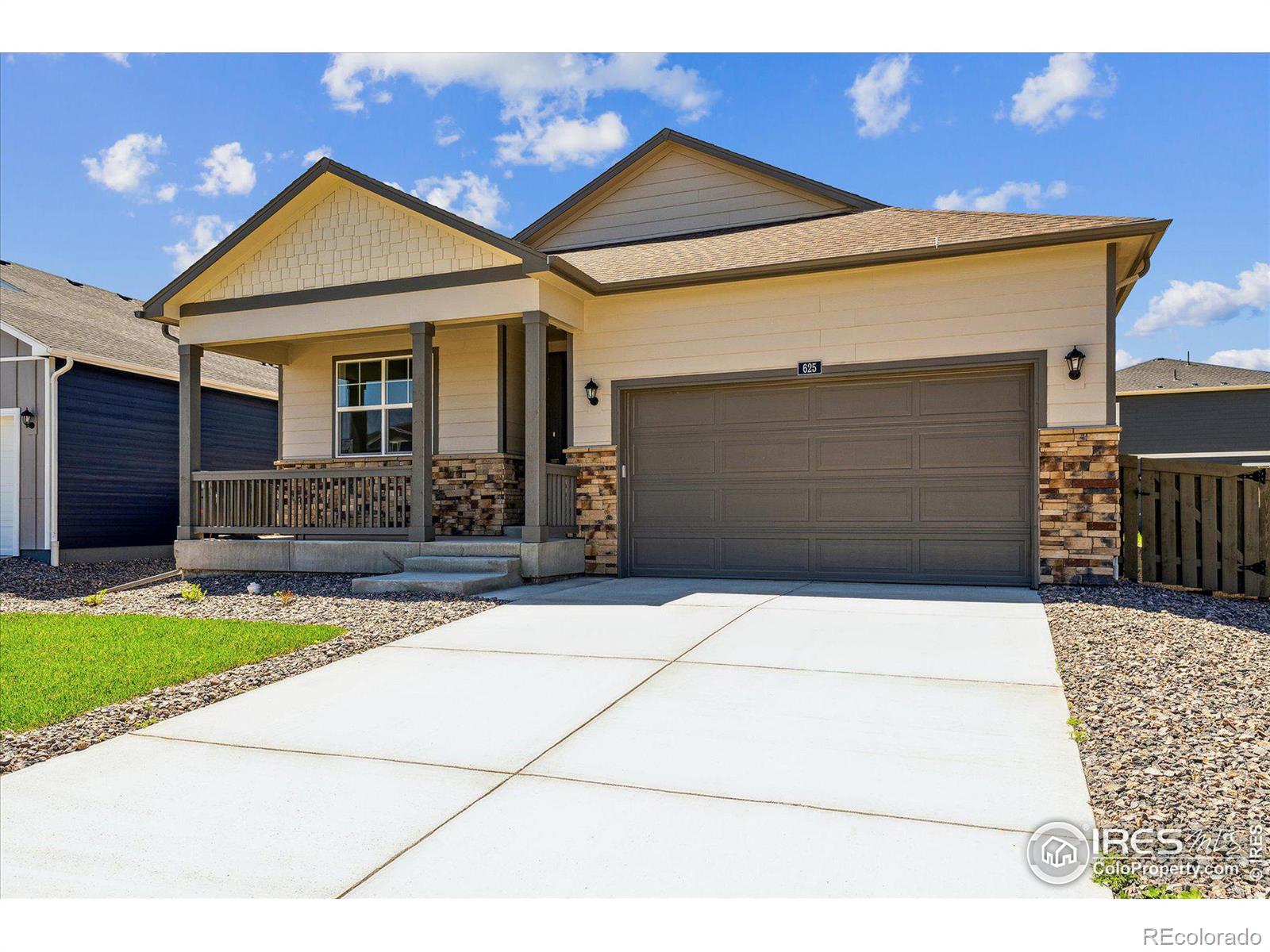 4979 Buelingo Drive, Windsor, CO 80528, 4 Bedrooms Bedrooms, ,2 BathroomsBathrooms,Residential,For Sale,Buelingo,RECIR1022484