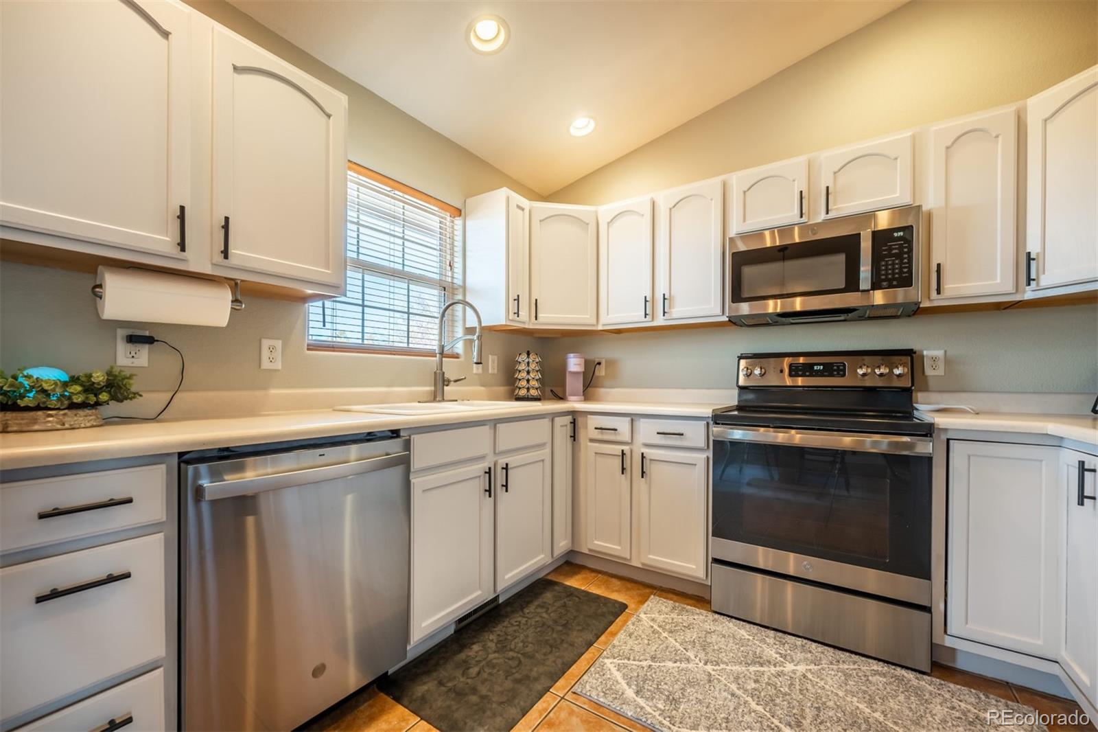 873 Kline Drive, Pueblo West, CO 81007, 5 Bedrooms Bedrooms, ,3 BathroomsBathrooms,Residential,For Sale,Kline,REC6338162