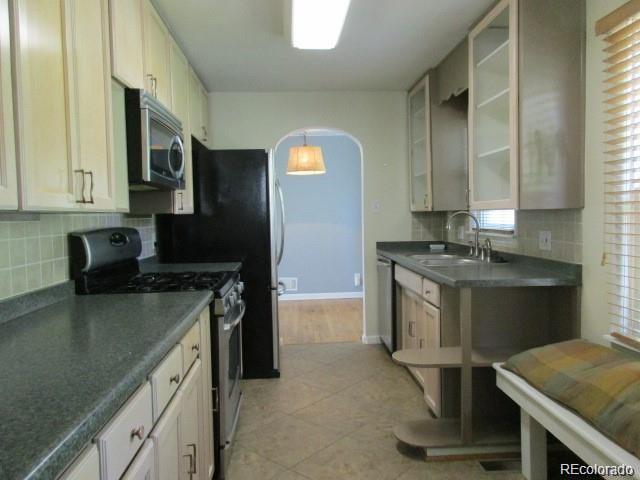 6066 Sycamore Street, Littleton, CO 80120, 3 Bedrooms Bedrooms, ,1 BathroomBathrooms,Rental,For Rent,Sycamore,REC4715752