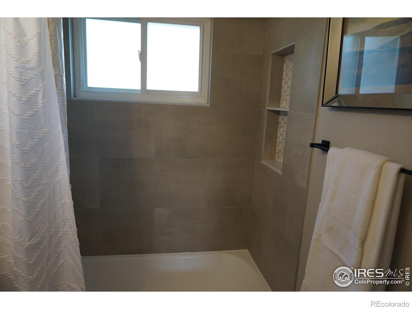 1201 Hillcrest Drive, Fort Collins, CO 80521, 3 Bedrooms Bedrooms, ,1 BathroomBathrooms,Residential,For Sale,Hillcrest,RECIR1022411