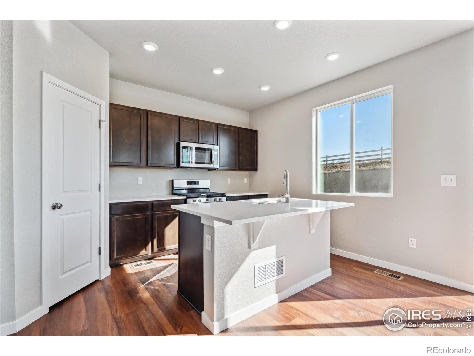 452 Elbert Street, Johnstown, CO 80534, 3 Bedrooms Bedrooms, ,3 BathroomsBathrooms,Residential,For Sale,Elbert,RECIR1022416