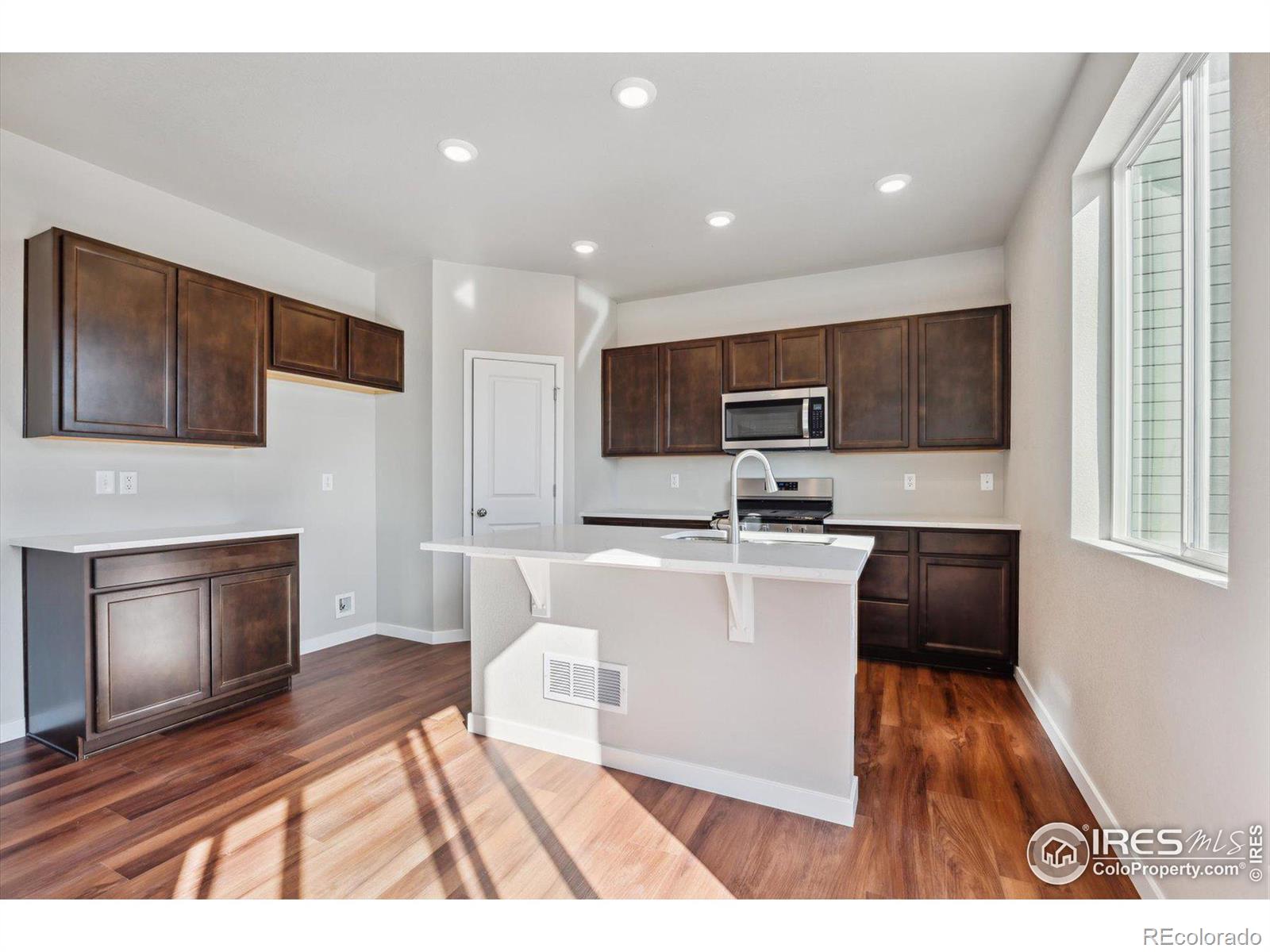 452 Elbert Street, Johnstown, CO 80534, 3 Bedrooms Bedrooms, ,3 BathroomsBathrooms,Residential,For Sale,Elbert,RECIR1022416