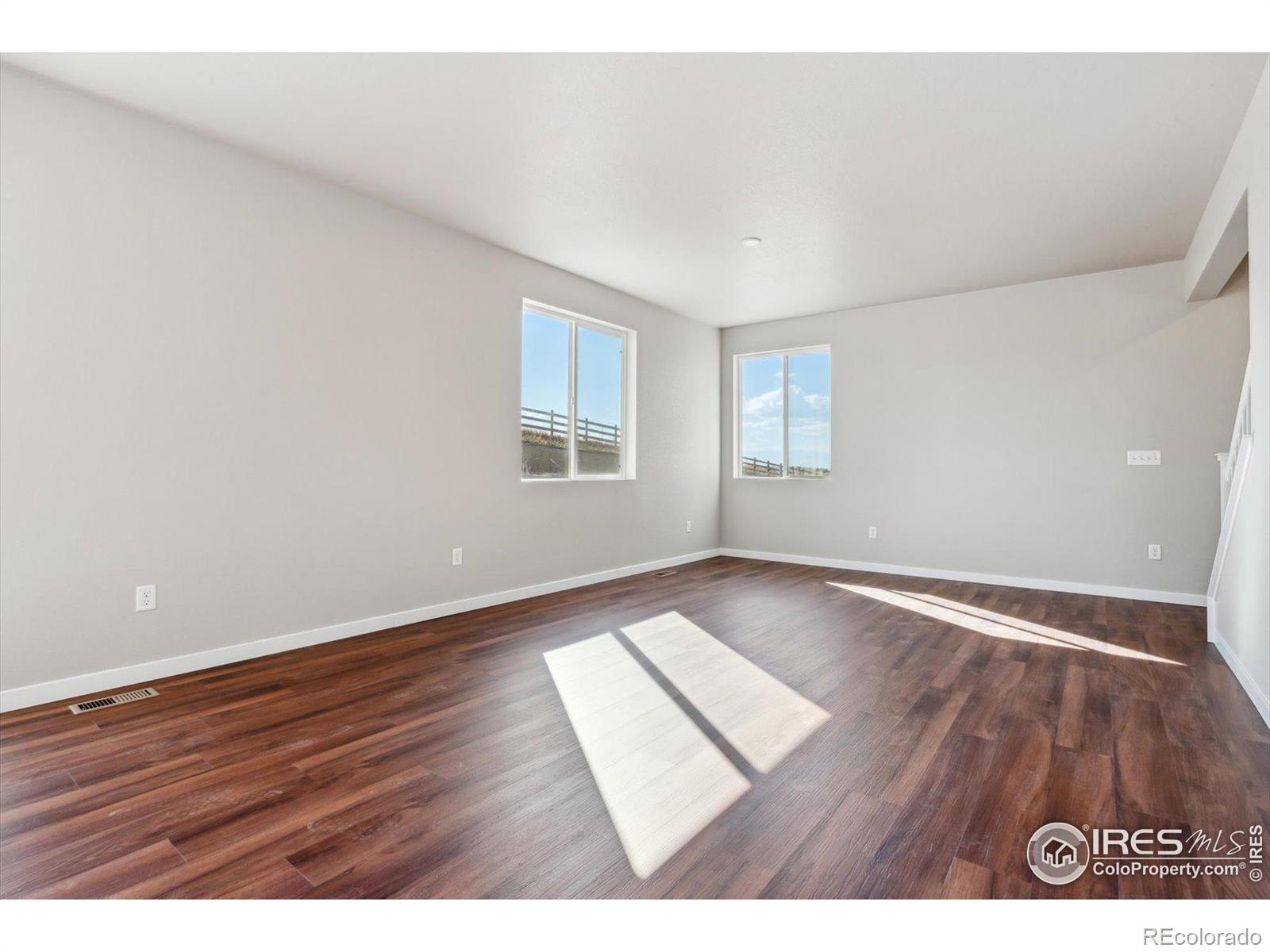 452 Elbert Street, Johnstown, CO 80534, 3 Bedrooms Bedrooms, ,3 BathroomsBathrooms,Residential,For Sale,Elbert,RECIR1022416
