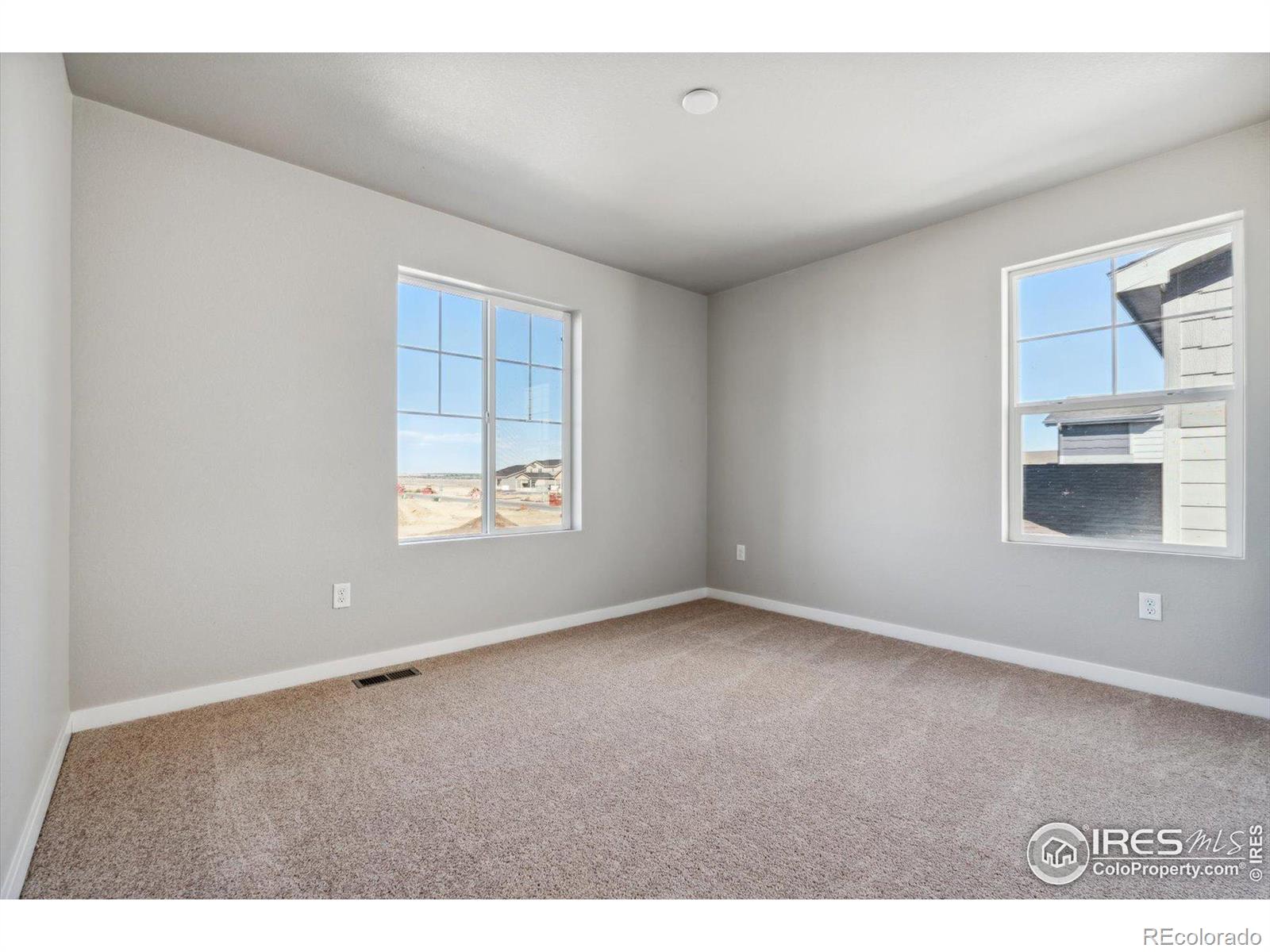 452 Elbert Street, Johnstown, CO 80534, 3 Bedrooms Bedrooms, ,3 BathroomsBathrooms,Residential,For Sale,Elbert,RECIR1022416