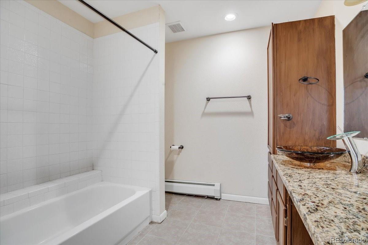 7720 Quincy Drive, Lakewood, CO 80235, 4 Bedrooms Bedrooms, ,6 BathroomsBathrooms,Residential,For Sale,Quincy,REC3636540